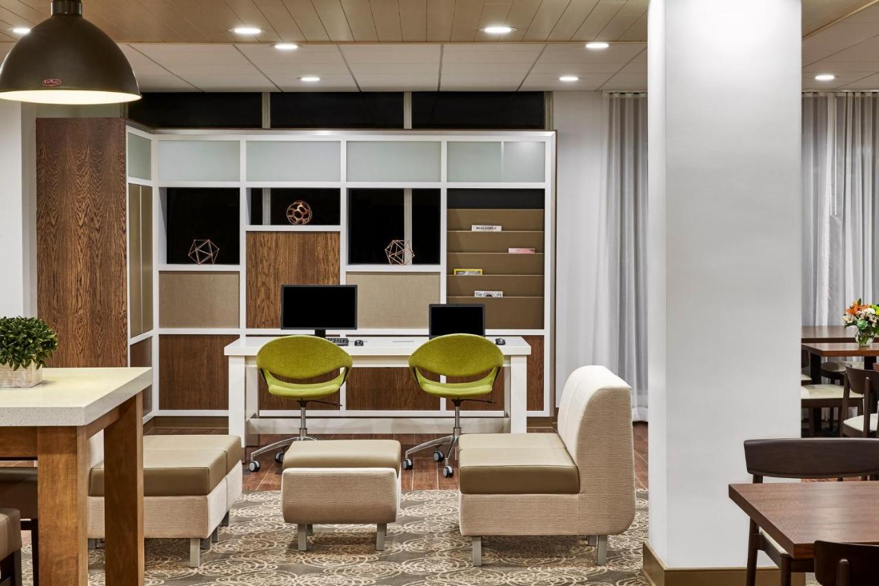 Holiday Inn Alexandria At Carlyle By Ihg Exterior photo